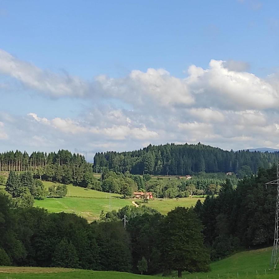 Gite La Roche Bertignat Zewnętrze zdjęcie